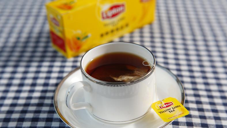 白领最爱的立顿,跌进鄙视链底端